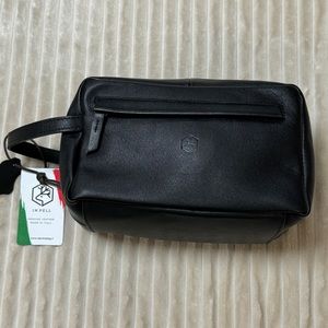 In Pell leather travel bag pouch handmade in Italy